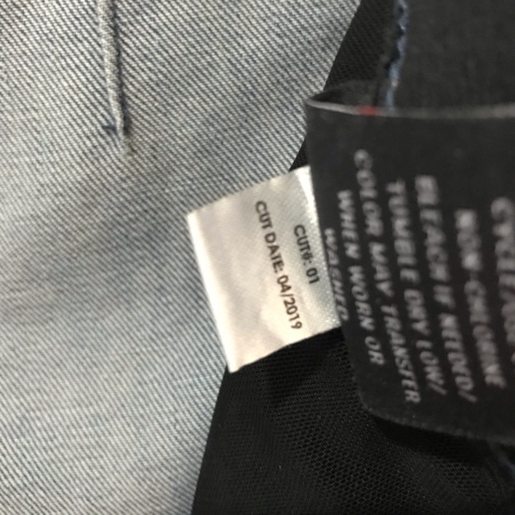 Torrid Distressed Light Bombshell Skinny Jean - Picture 9 of 12